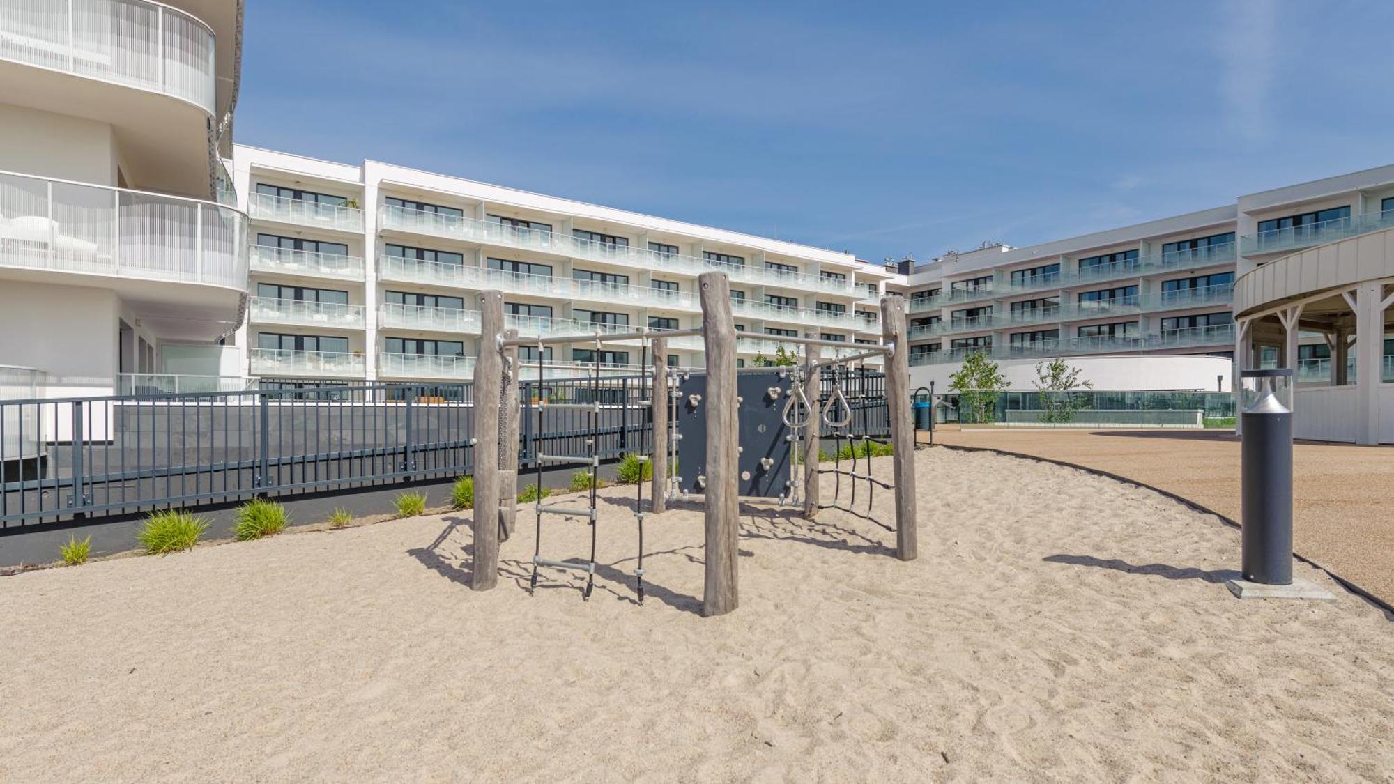 Apartament Lux Tukan B003, Polanki Aqua - Holiday City Kołobrzeg Exterior foto